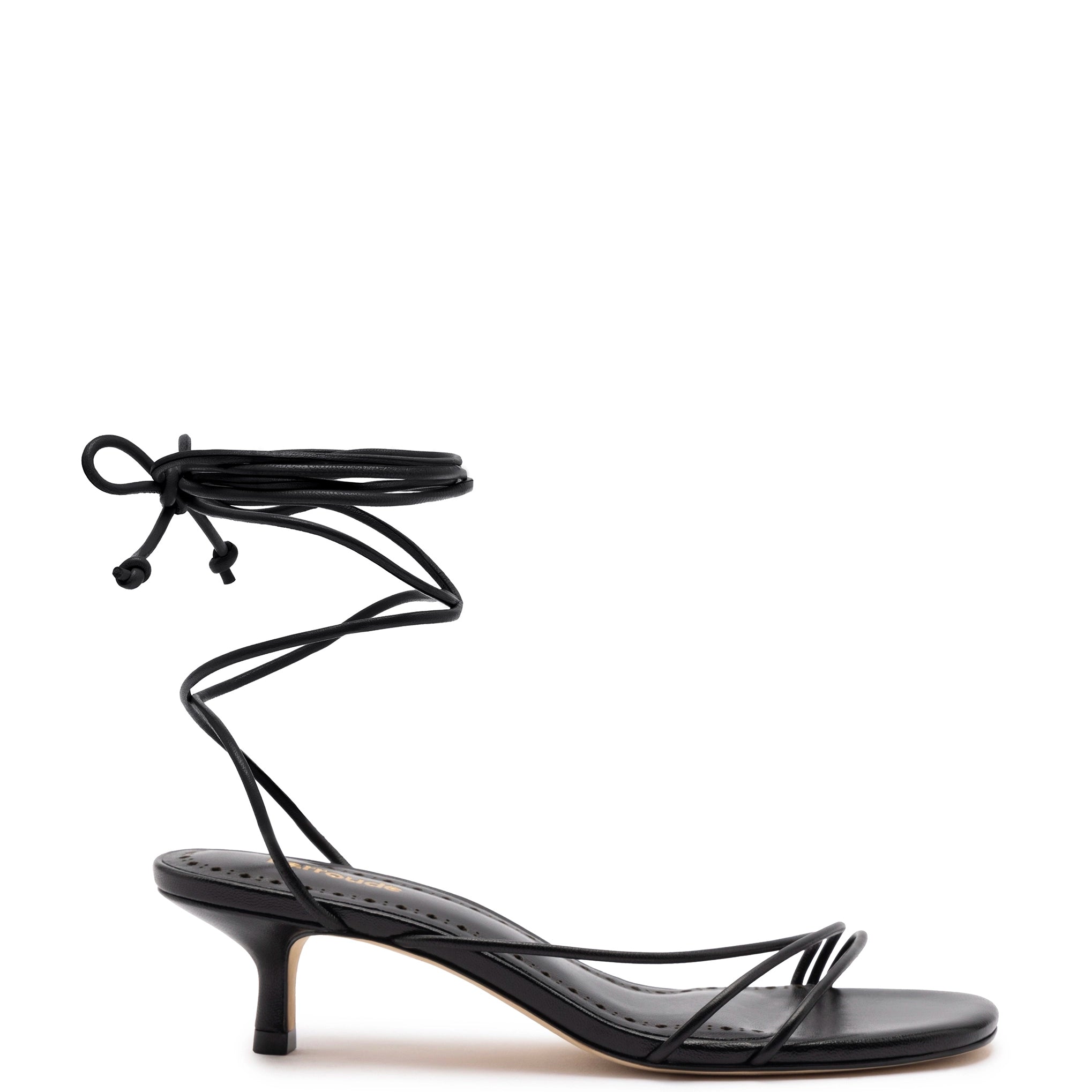High-End Style Discounts Sara Sandal In Black Leather
